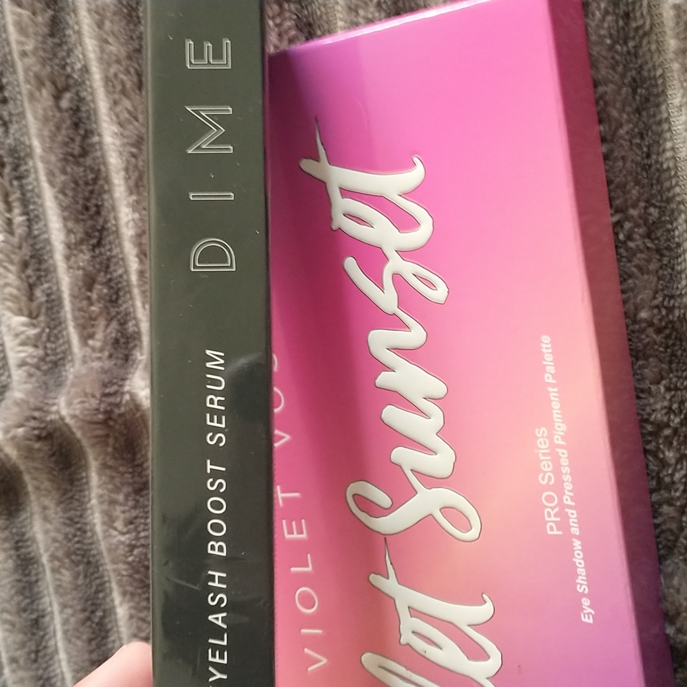 Makeup bundle - Picture 4 of 5